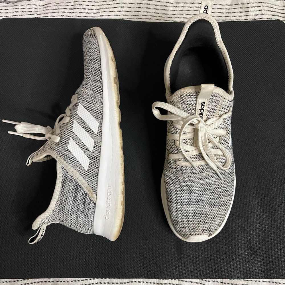 Adidas 9.5